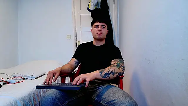 juandking online show from 11-20-25, 03:01
