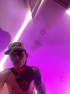 Snapshot of Herem369 chatting on 11-01-25, 06:04 Herem369 online show from 11-01-25, 06:04