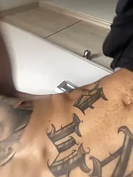 Snapshot of Herem369 chatting on 11-03-25, 03:35 Herem369 online show from 11-03-25, 03:35