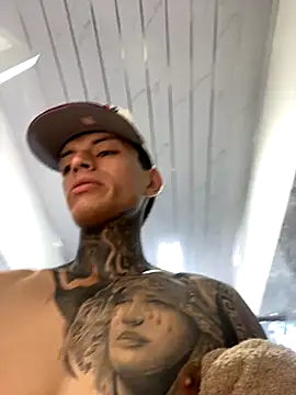 Snapshot of Herem369 chatting on 11-29-25, 12:41 Herem369 online show from 11-29-25, 12:41