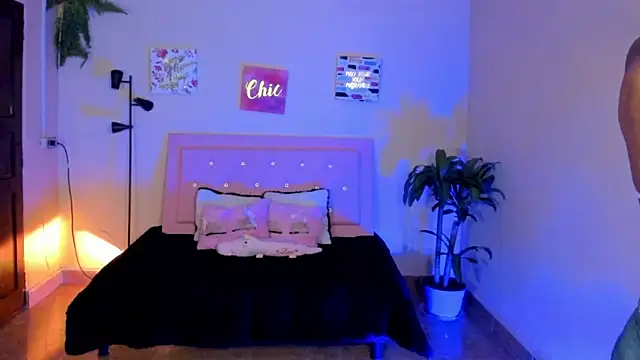 Snapshot of keyla_roberts777 chatting on 02-01-25, 07:44 keyla roberts777 online show from 02-01-25, 07:44