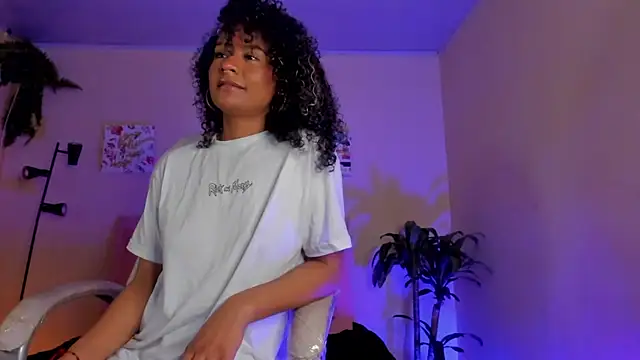 Snapshot of keyla_roberts777 chatting on 02-13-25, 05:37 keyla roberts777 online show from 02-13-25, 05:37