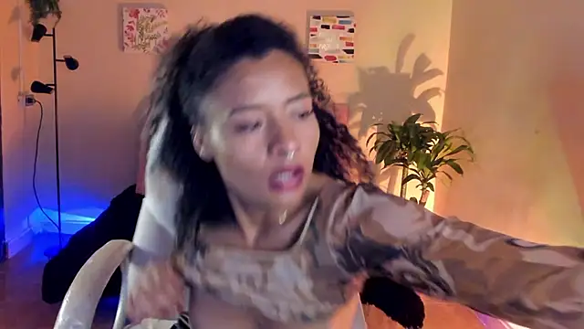 Snapshot of keyla_roberts777 chatting on 02-26-25, 11:26 keyla roberts777 online show from 02-26-25, 11:26