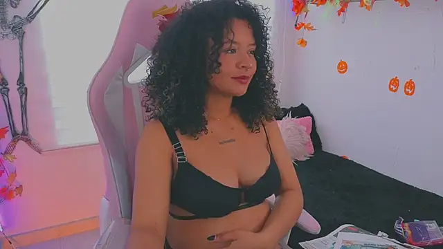 Snapshot of keyla_roberts777 chatting on 10-10-25, 07:57 keyla roberts777 online show from 10-10-25, 07:57
