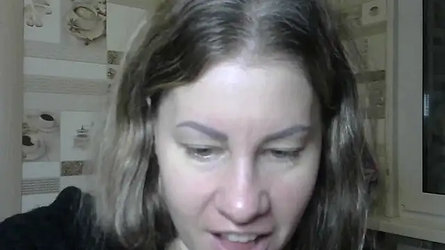 Snapshot of TherestlessKitty chatting on 12-12-24, 10:09 TherestlessKitty online show from 12-12-24, 10:09