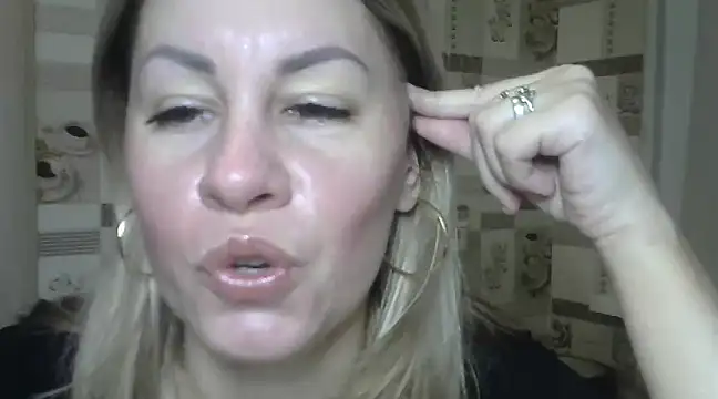 Snapshot of TherestlessKitty chatting on 01-19-25, 07:57 TherestlessKitty online show from 01-19-25, 07:57