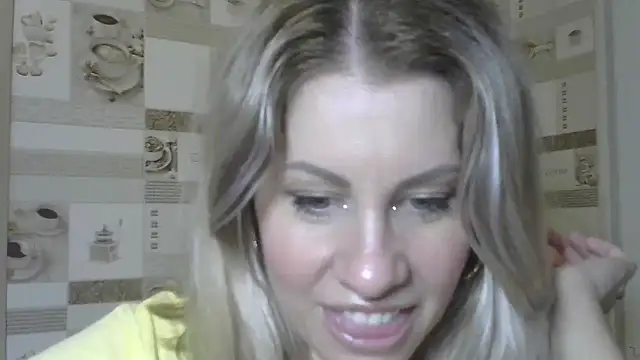 Snapshot of TherestlessKitty chatting on 01-25-25, 10:19 TherestlessKitty online show from 01-25-25, 10:19