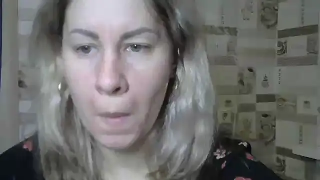 Snapshot of TherestlessKitty chatting on 02-17-25, 07:15 TherestlessKitty online show from 02-17-25, 07:15