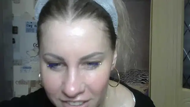 TherestlessKitty online show from 02-21-25, 06:07