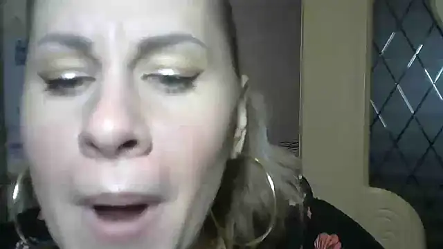 Snapshot of TherestlessKitty chatting on 03-05-25, 09:05 TherestlessKitty online show from 03-05-25, 09:05