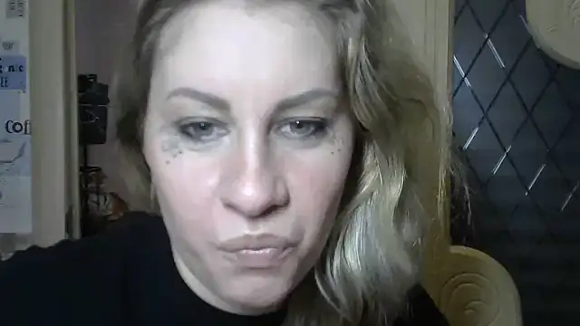 TherestlessKitty online show from 03-12-25, 06:51