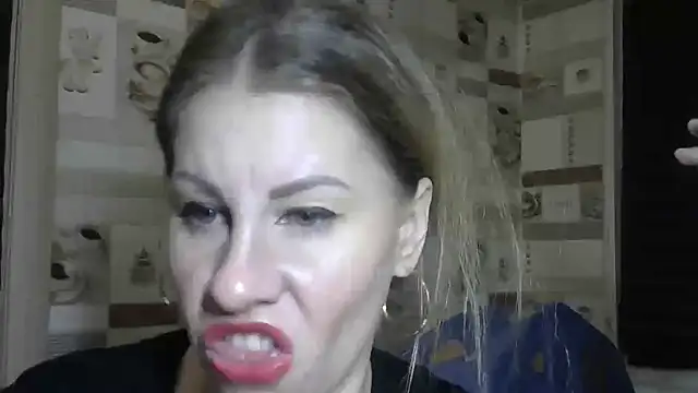 TherestlessKitty online show from 10-31-25, 02:18