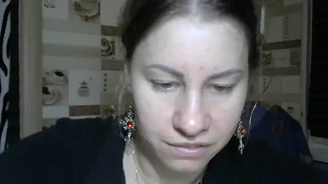 Snapshot of TherestlessKitty chatting on 11-25-25, 10:21 TherestlessKitty online show from 11-25-25, 10:21