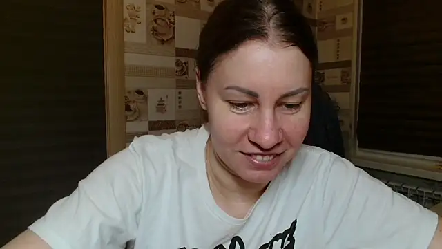 TherestlessKitty online show from 04-05-26, 10:18