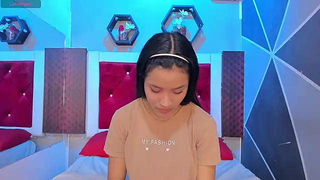 Karoll014 online show from 09-16-25, 11:55