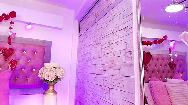 Tayzon Foxxx online show from 02-21-26, 01:56