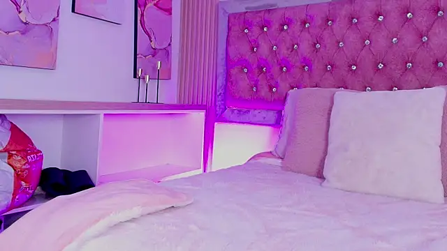 Tayzon Foxxx online show from 06-01-26, 08:21