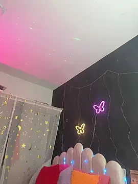 AlisonHoot69 online show from 10-29-25, 12:02