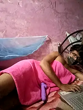 Snapshot of indianKrish2 chatting on 03-11-25, 08:41 indianKrish2 online show from 03-11-25, 08:41