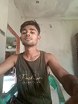 Snapshot of indianKrish2 chatting on 10-14-25, 04:13 indianKrish2 online show from 10-14-25, 04:13