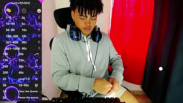 Snapshot of Ares_ttoter chatting on 12-20-24, 05:08 Ares ttoter online show from 12-20-24, 05:08