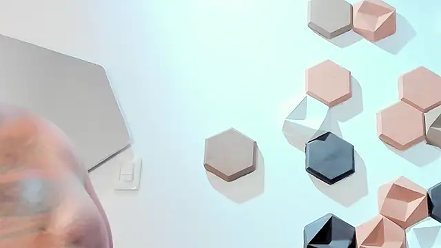 Makonneen online show from 01-29-25, 07:57