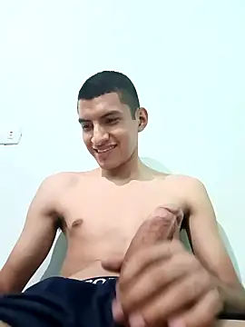 Snapshot of Rogersmit2 chatting on 02-23-25, 11:25 Rogersmit2 online show from 02-23-25, 11:25