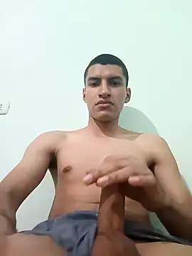 Snapshot of Rogersmit2 chatting on 03-16-25, 05:28 Rogersmit2 online show from 03-16-25, 05:28