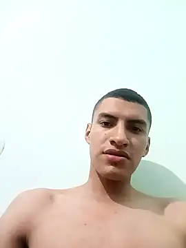 Snapshot of Rogersmit2 chatting on 10-19-25, 03:51 Rogersmit2 online show from 10-19-25, 03:51