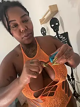 Goddess Nafeesha online show from 01-08-26, 10:01