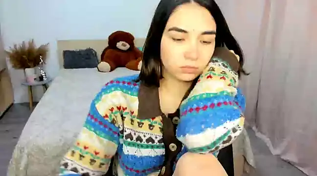 Alexa Dolly12 online show from 01-25-25, 10:08