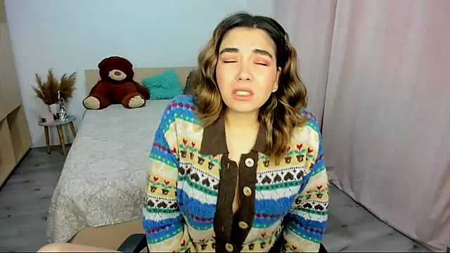 Alexa Dolly12 online show from 10-16-25, 05:41