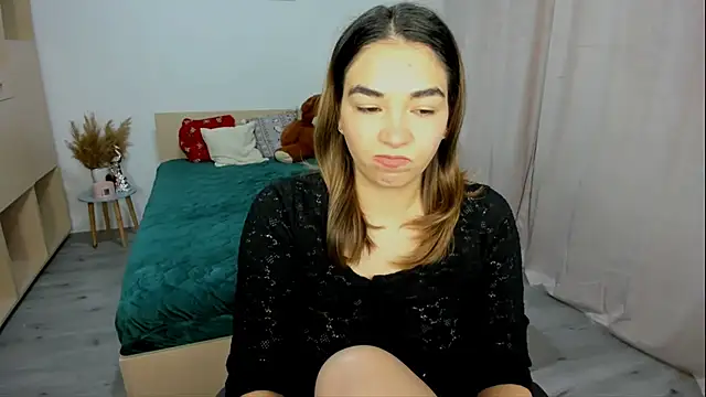 Alexa Dolly12 online show from 12-05-25, 06:33