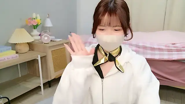 Snapshot of Sayuringo_ chatting on 02-16-26, 11:06 Sayuringo online show from 02-16-26, 11:06