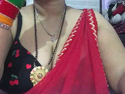 Snapshot of Desi_bhabhiii chatting on 11-27-25, 05:42 Desi bhabhiii online show from 11-27-25, 05:42