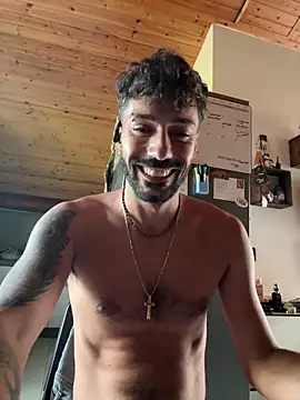 Snapshot of fisicato chatting on 09-16-25, 02:40 fisicato online show from 09-16-25, 02:40