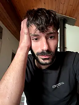 Snapshot of fisicato chatting on 09-25-25, 01:59 fisicato online show from 09-25-25, 01:59