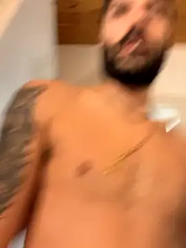 Snapshot of fisicato chatting on 11-15-25, 08:44 fisicato online show from 11-15-25, 08:44