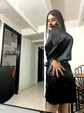 Snapshot of Alice_milf_ chatting on 09-09-25, 11:10 Alice milf online show from 09-09-25, 11:10