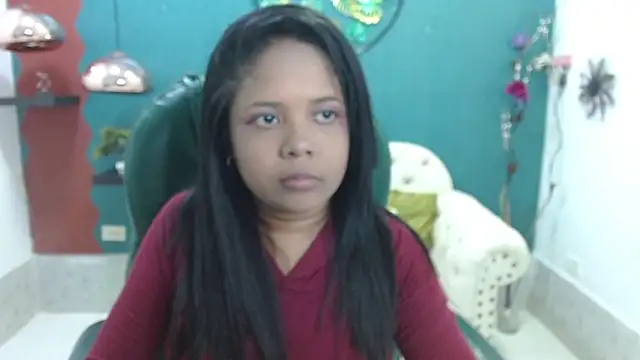 Melikasweetz online show from 12-19-24, 05:18