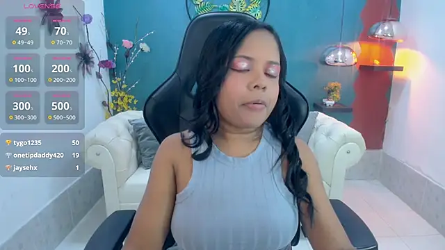 Snapshot of Melikasweetz chatting on 03-15-26, 05:52 Melikasweetz online show from 03-15-26, 05:52