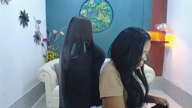 Snapshot of Melikasweetz chatting on 03-17-26, 05:27 Melikasweetz online show from 03-17-26, 05:27