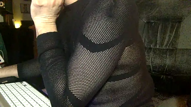 tomz0819 online show from 11-03-25, 11:26