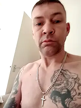 GlAsGoW83 online show from 02-27-25, 04:21