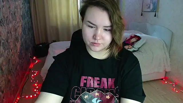 Jenny Fox online show from 04-14-26, 02:50