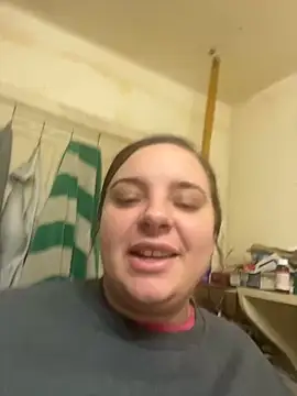 Snapshot of lairarose chatting on 12-11-24, 05:04 lairarose online show from 12-11-24, 05:04