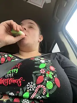 Snapshot of lairarose chatting on 12-27-24, 08:28 lairarose online show from 12-27-24, 08:28