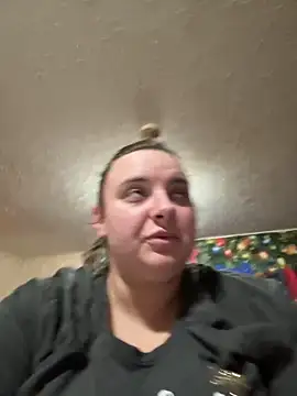 lairarose online show from 11-16-25, 08:31