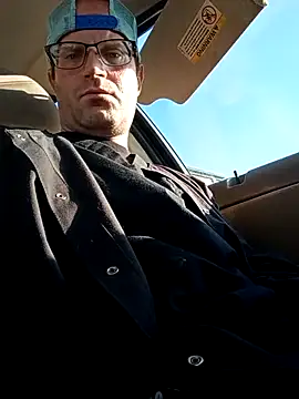 Snapshot of crazycam619 chatting on 11-11-25, 03:34 crazycam619 online show from 11-11-25, 03:34