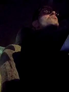 Snapshot of crazycam619 chatting on 11-23-25, 02:22 crazycam619 online show from 11-23-25, 02:22